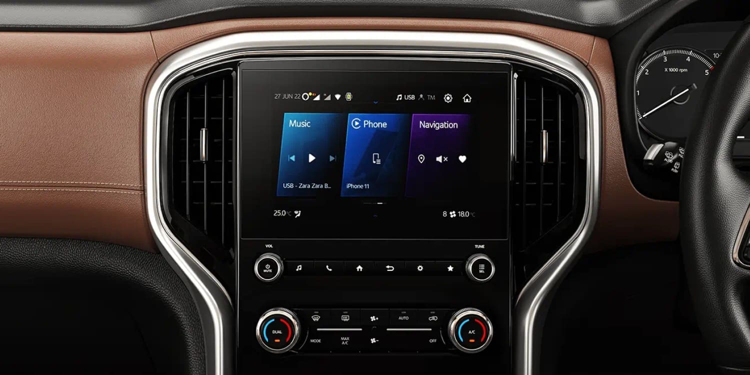 Intuitive Infotainment Screen